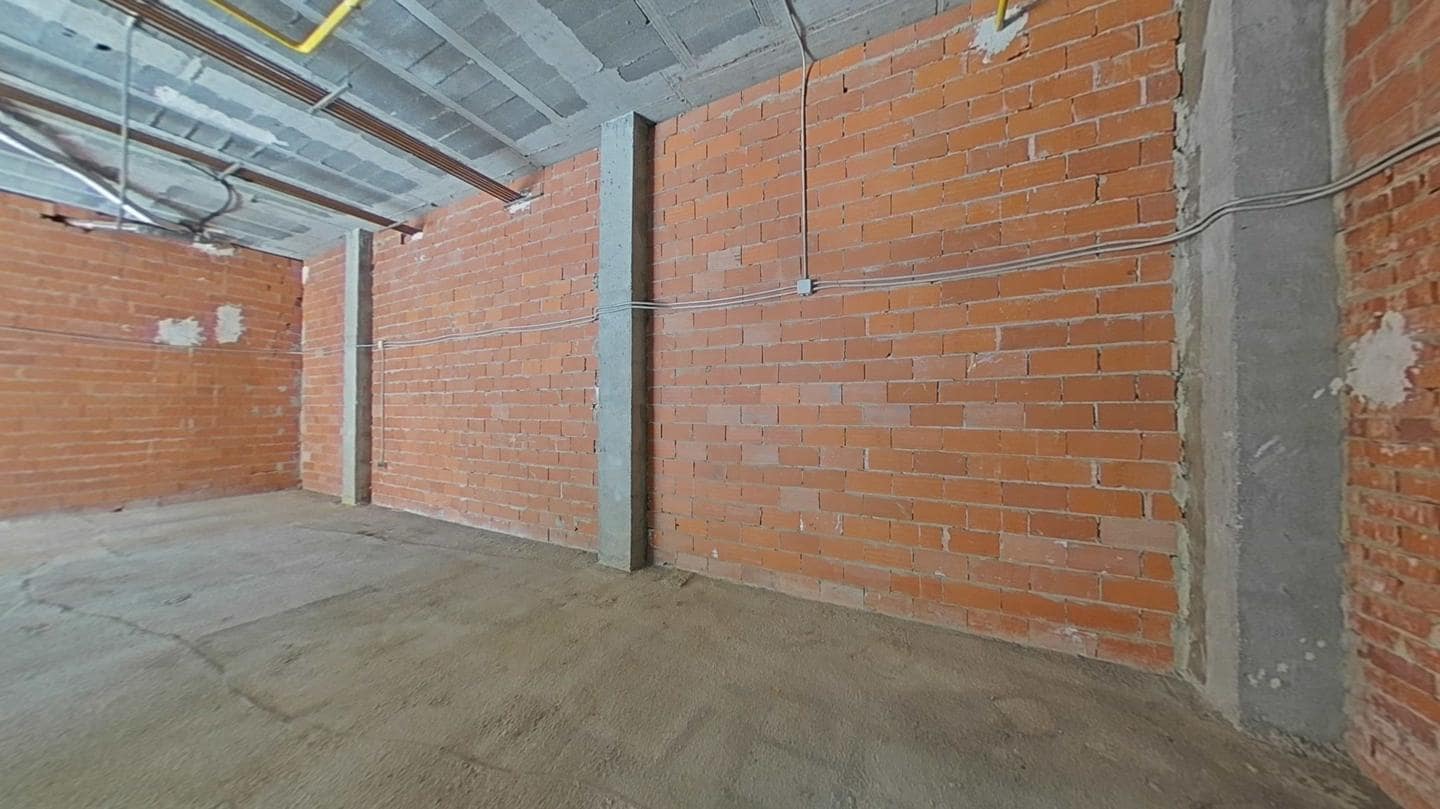 1 slaapkamer Bedrijf te koop in Aldaia - € 63.100 (Ref: 9427756)