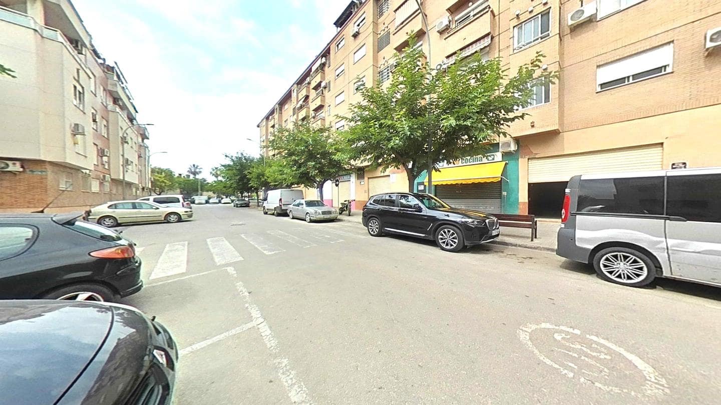 1 slaapkamer Bedrijf te koop in Aldaia - € 63.100 (Ref: 9427756)