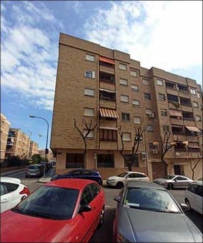 3 soveværelse Lejlighed til salg i Santa Rita, Paterna med garage - € 94.000 (Ref: 9427759)