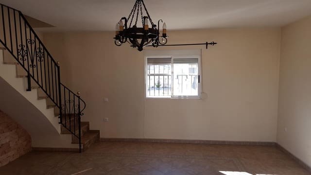 4 sovrum Villa till salu i Montroy med pool - 113 000 € (Ref: 9427764)