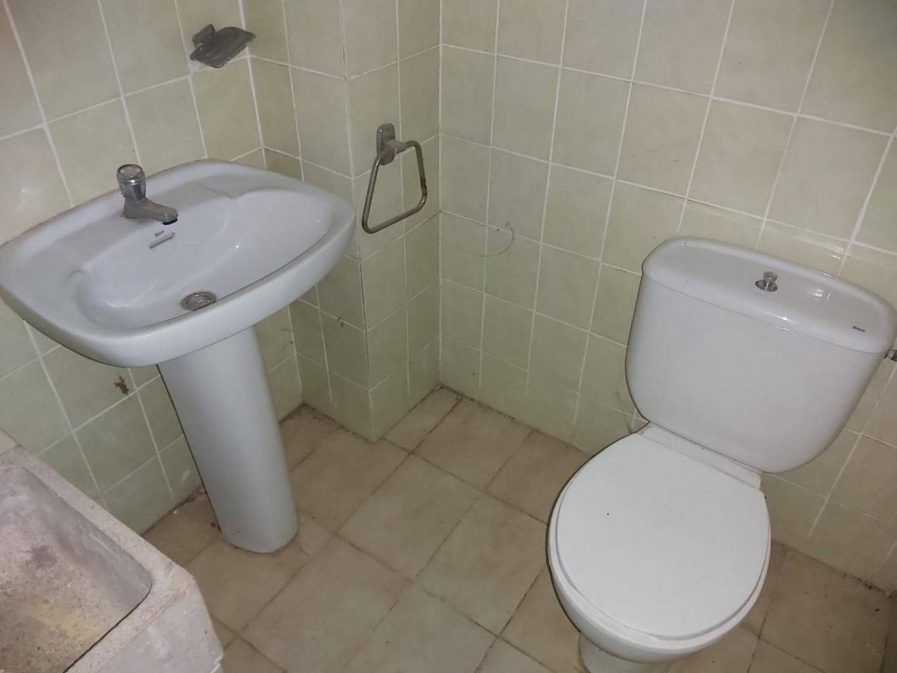 2 makuuhuone Yritys myytävänä paikassa Burjassot - 168 000 € (Ref: 9427773)