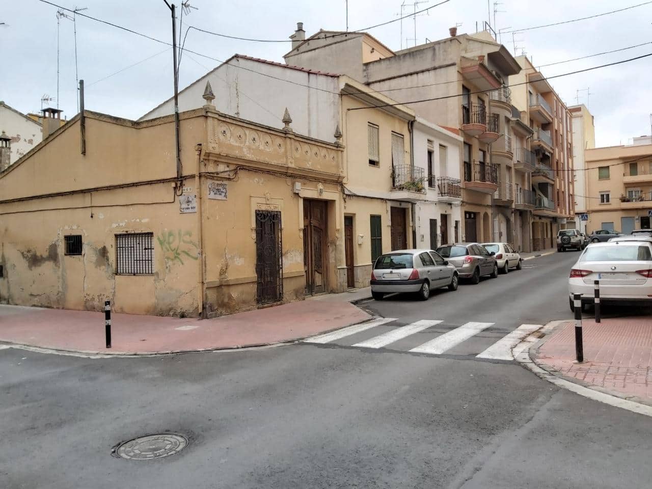 2 makuuhuone Yritys myytävänä paikassa Burjassot - 168 000 € (Ref: 9427773)