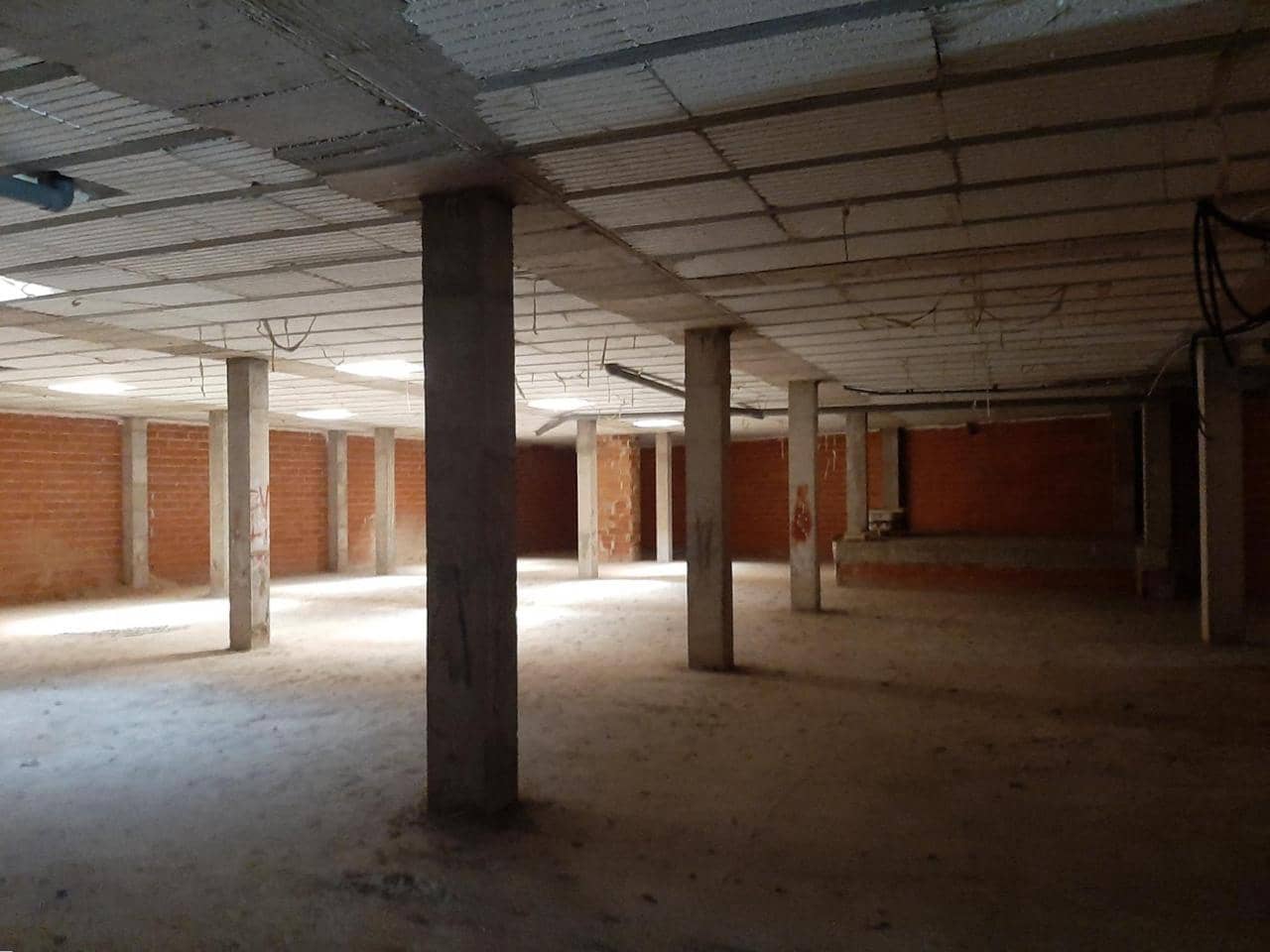 1 bedroom Business for sale in Utiel - € 184,000 (Ref: 9427780)