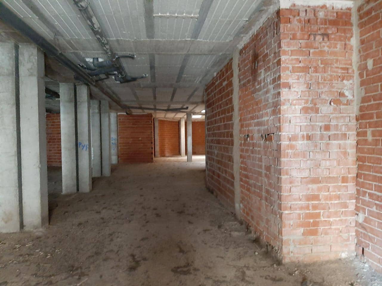 1 bedroom Business for sale in Utiel - € 184,000 (Ref: 9427780)