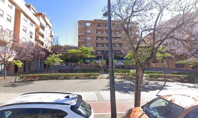 Piso de 3 habitaciones en El Alborgí, Paterna en venta - 175.000 € (Ref: 9427786)