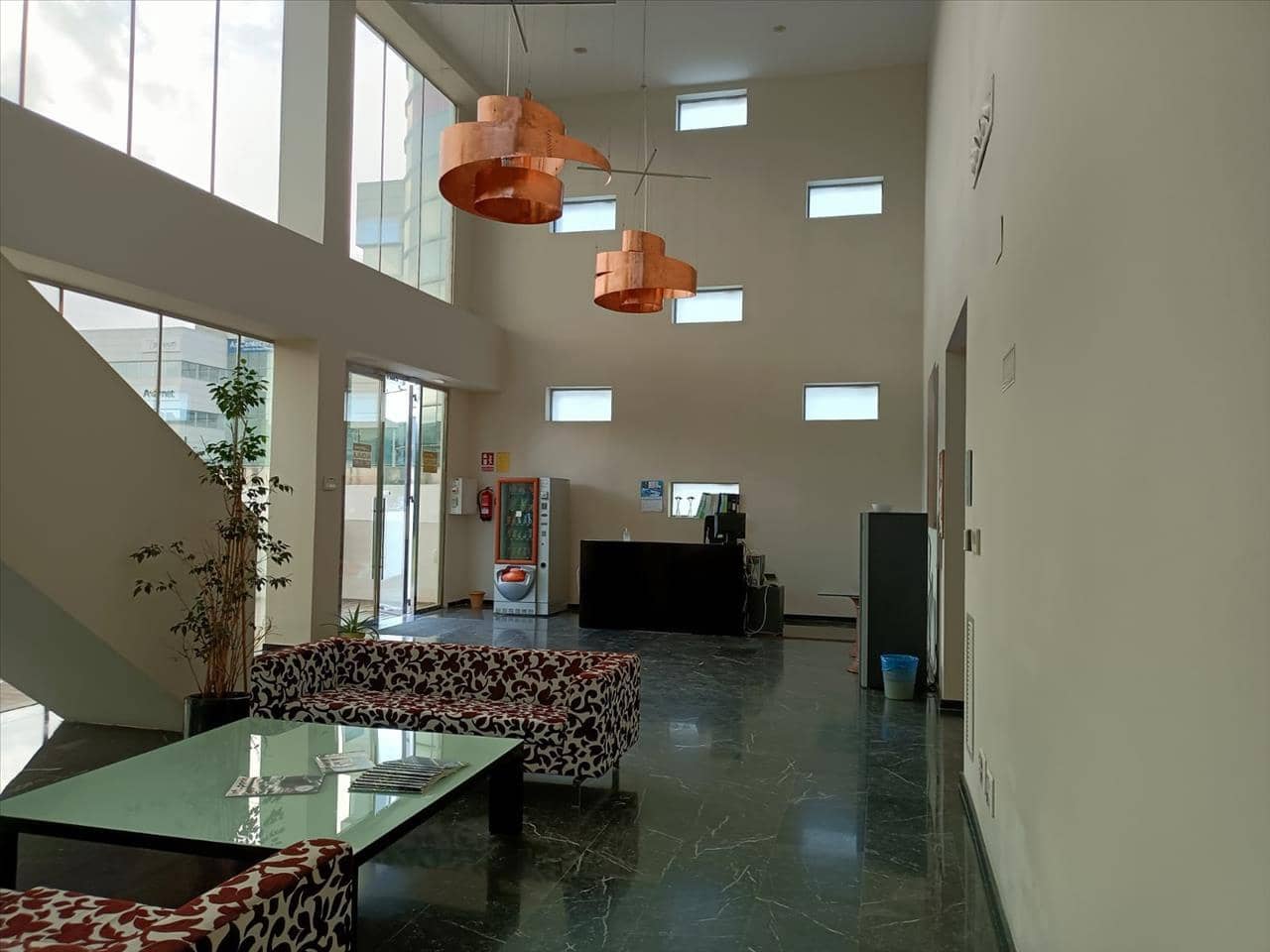 Office for sale in Paterna - € 117,000 (Ref: 9427790)