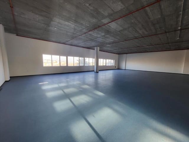 2 sypialnia Biznes na sprzedaż w Miasto Walencja - 1 215 000 € (Ref: 9427792)