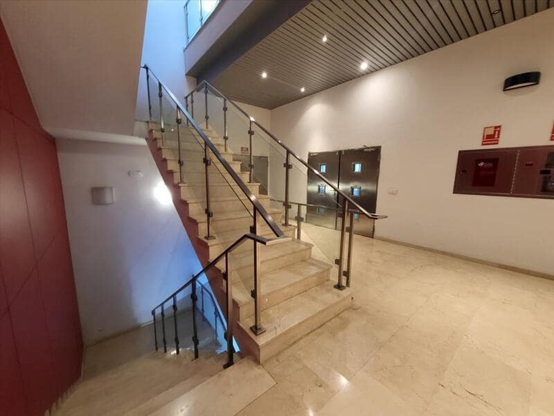 2 sypialnia Biznes na sprzedaż w Miasto Walencja - 1 215 000 € (Ref: 9427792)