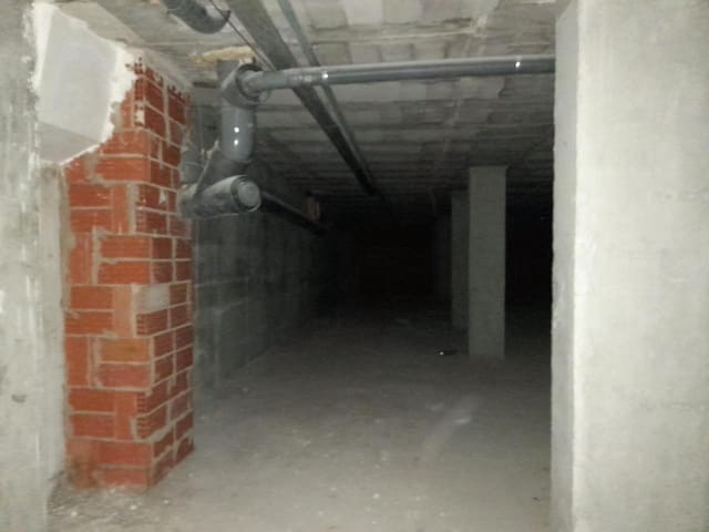 1 makuuhuone Yritys myytävänä paikassa Llíria - 99 800 € (Ref: 9427796)