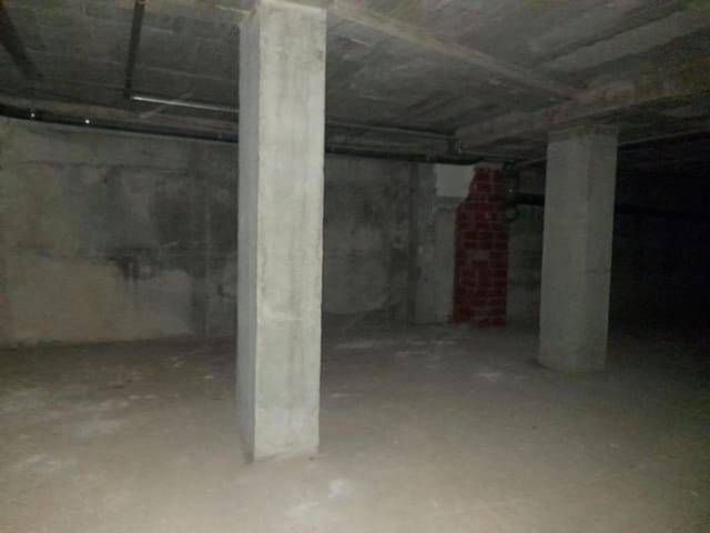 1 makuuhuone Yritys myytävänä paikassa Llíria - 99 800 € (Ref: 9427796)