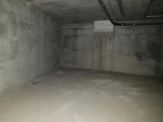 1 makuuhuone Yritys myytävänä paikassa Llíria - 99 800 € (Ref: 9427796)