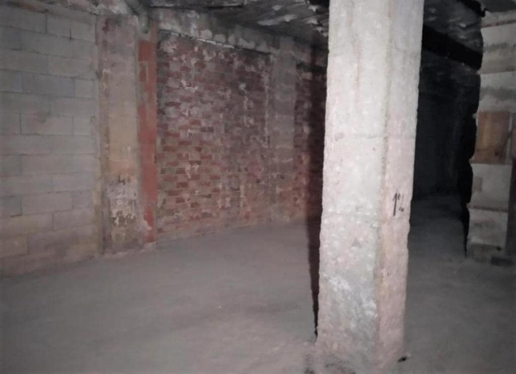 1 bedroom Business for sale in Alzira - € 120,000 (Ref: 9427801)