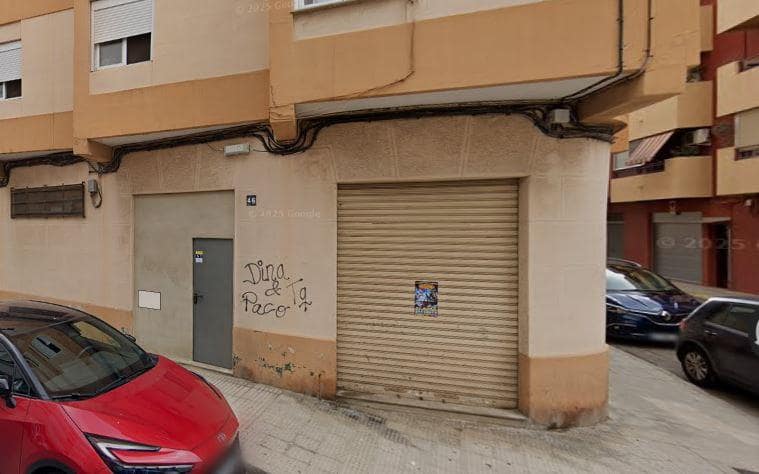 1 bedroom Business for sale in Alzira - € 120,000 (Ref: 9427801)