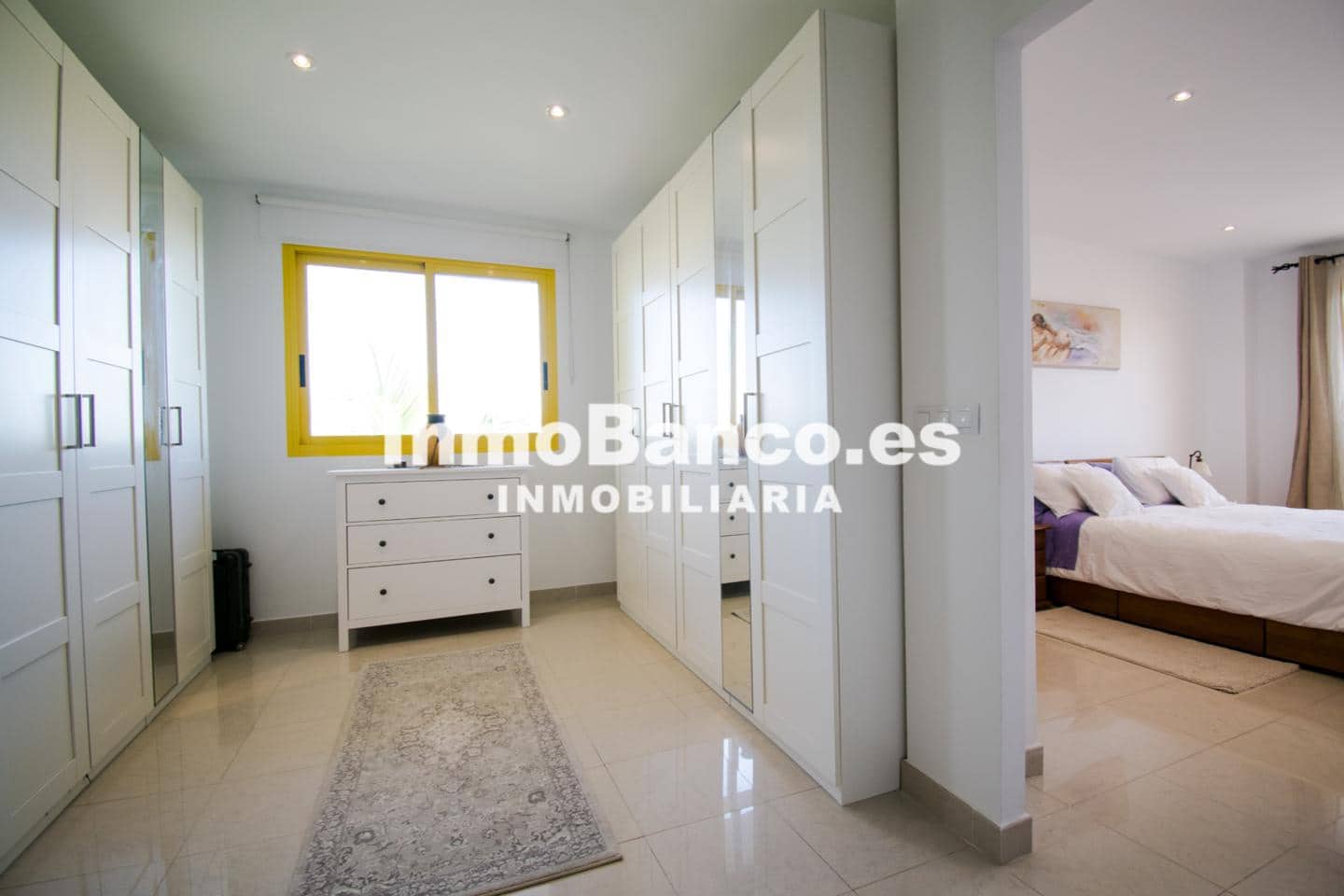 Chalet de 4 habitaciones en Torrent en venta con piscina garaje - 629.000 € (Ref: 9427802)