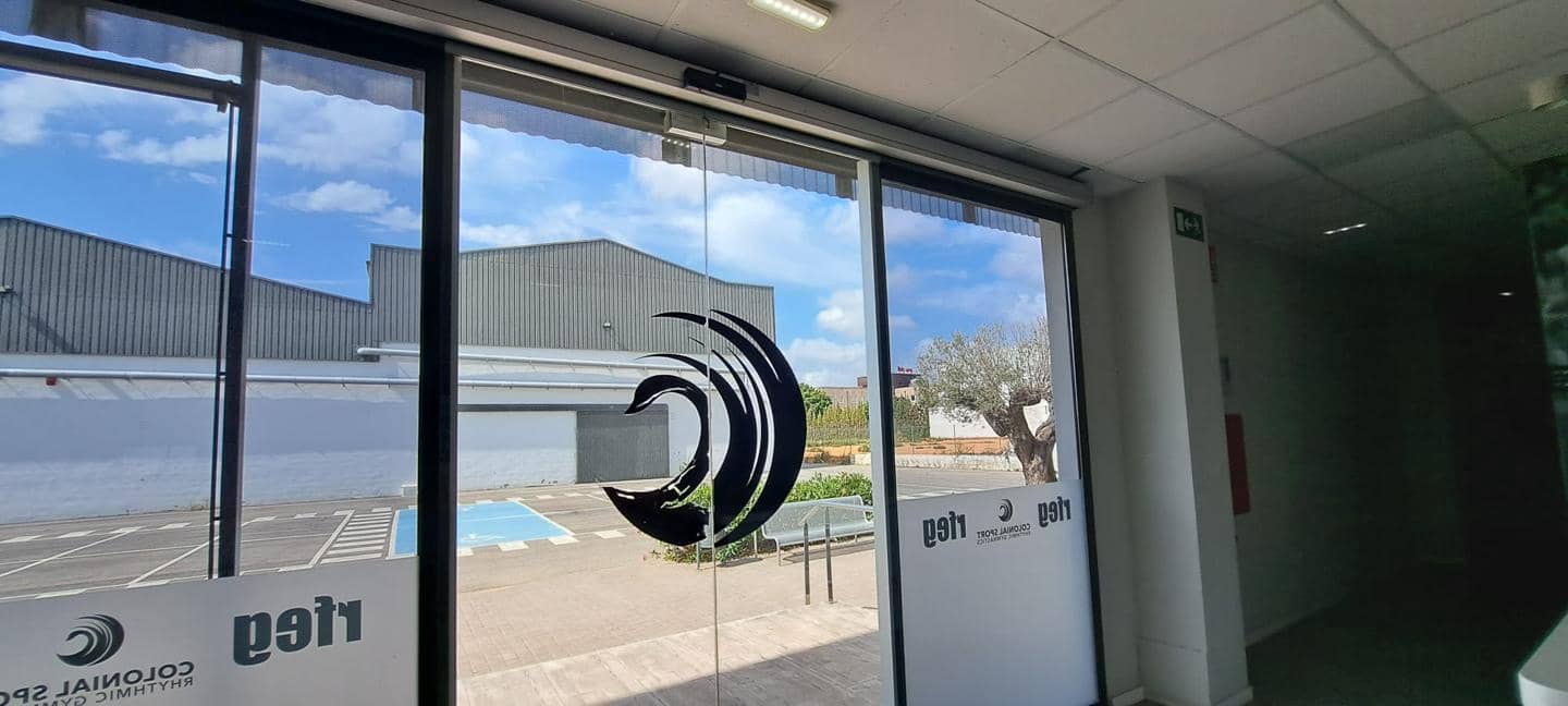 Commercial for sale in Alfafar - € 6,500,000 (Ref: 9427810)