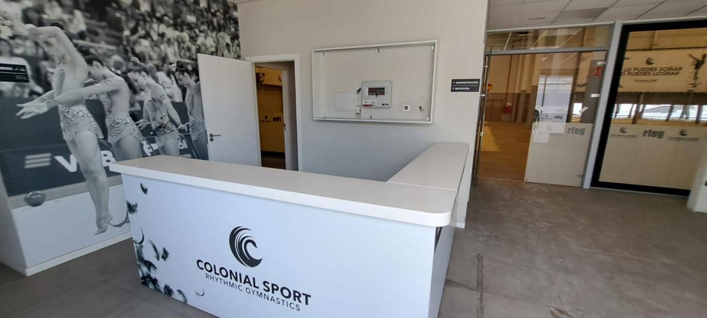 Commercial for sale in Alfafar - € 6,500,000 (Ref: 9427810)