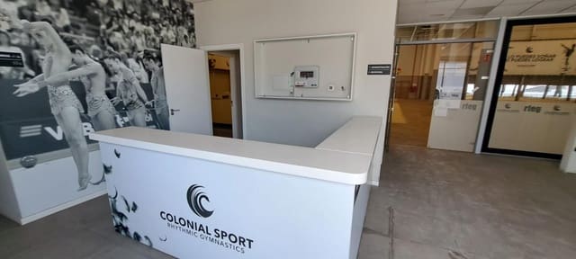 Commercieel te koop in Alfafar - € 6.500.000 (Ref: 9427810)