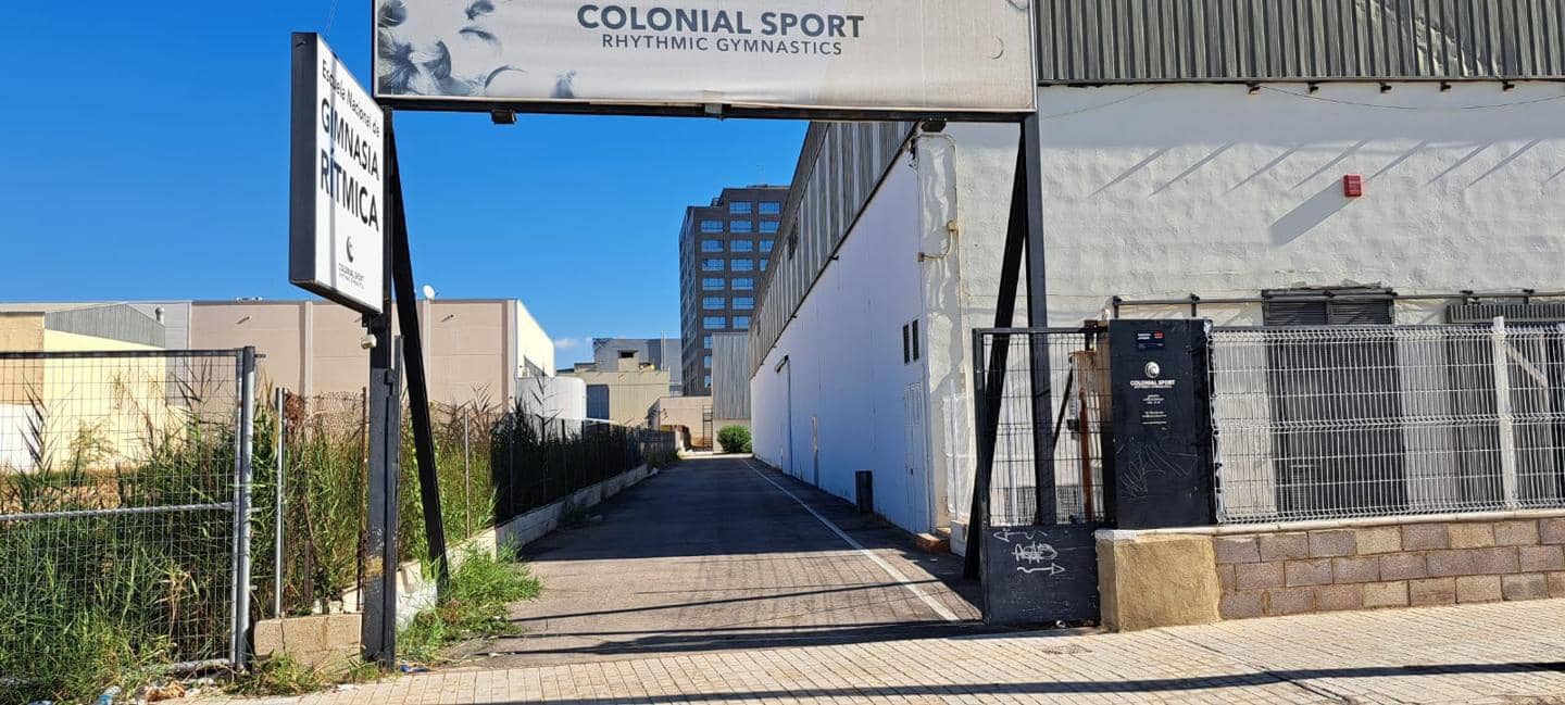 Commercial for sale in Alfafar - € 6,500,000 (Ref: 9427810)