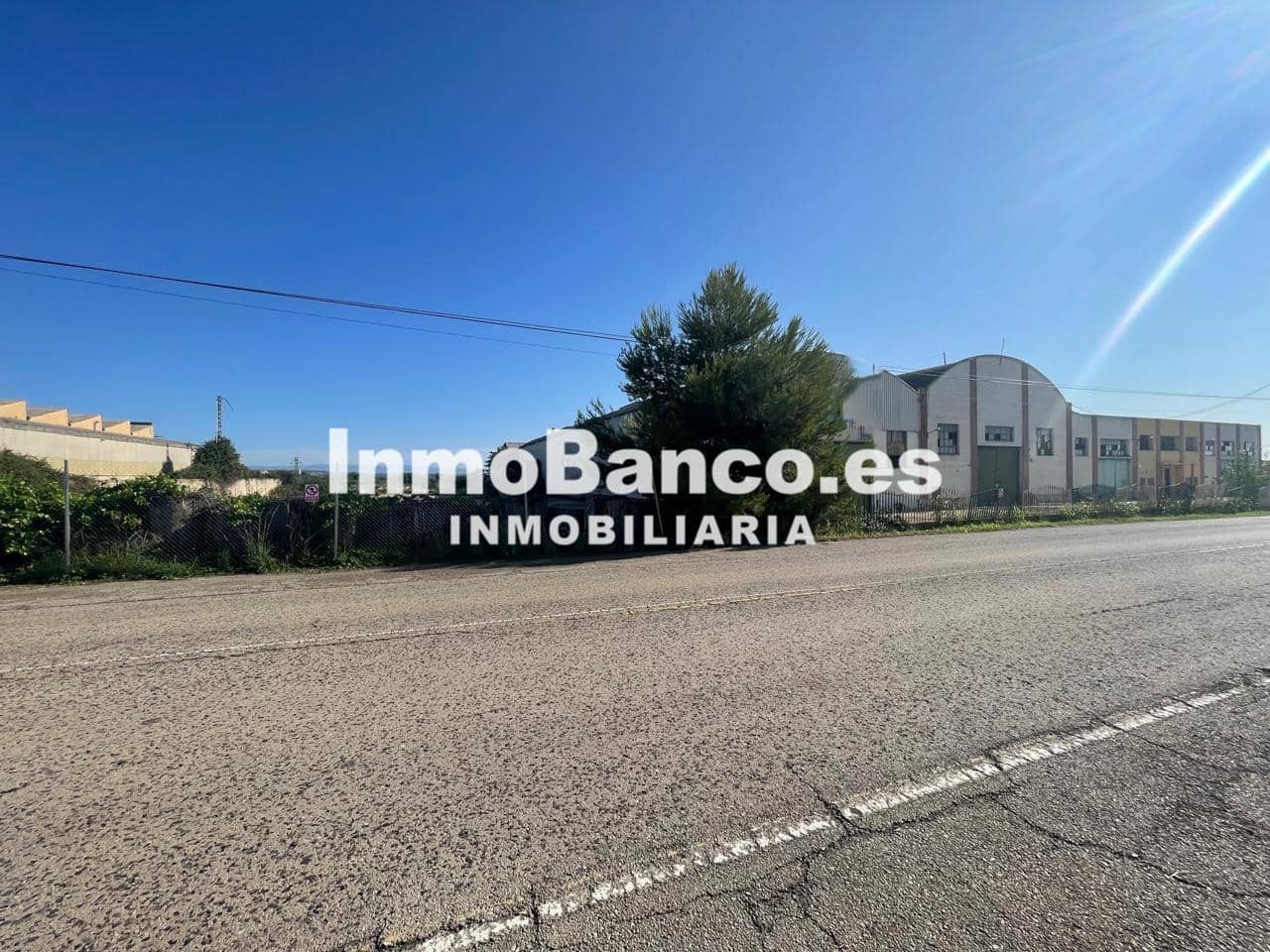 Gewerbe zu verkaufen in Chiva - 690.000 € (Ref: 9427812)