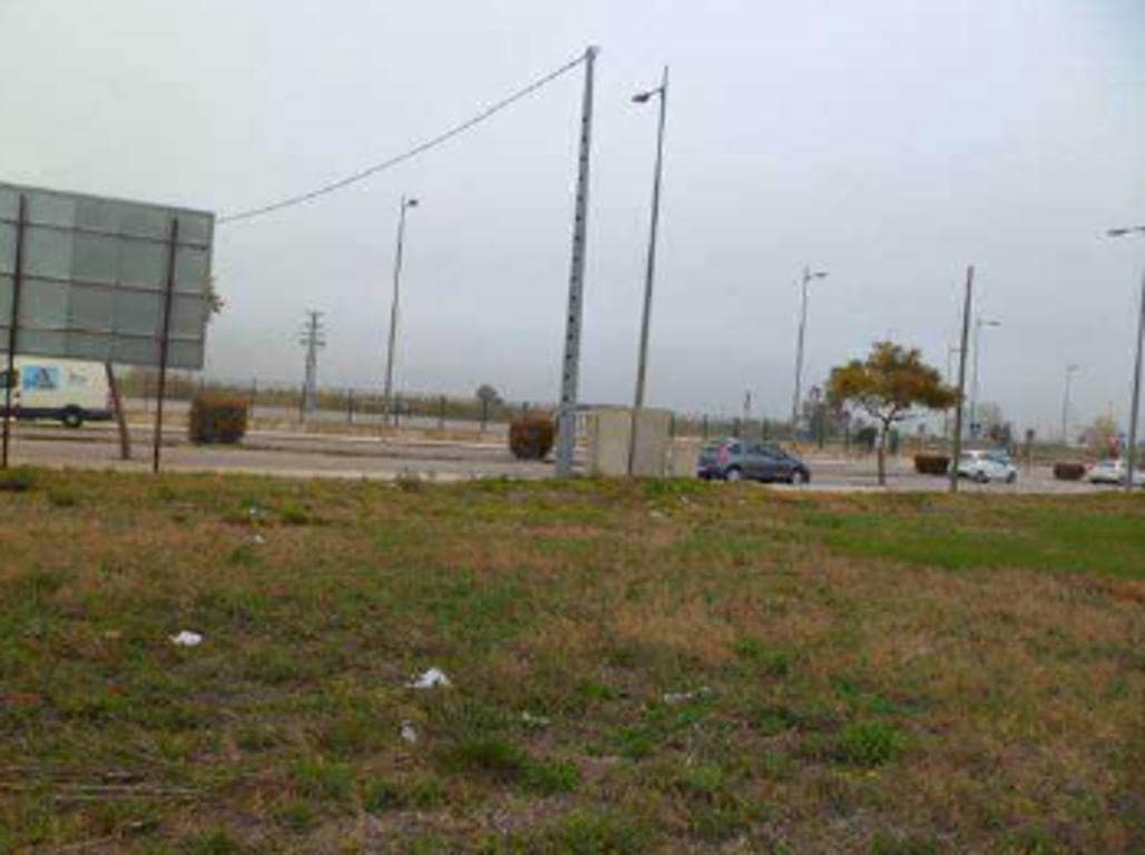 Ubebygd land til salgs i Alzira - € 300 000 (Ref: 9427814)