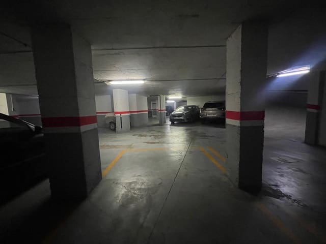 Garage for sale in Requena - € 5,452 (Ref: 9427815)