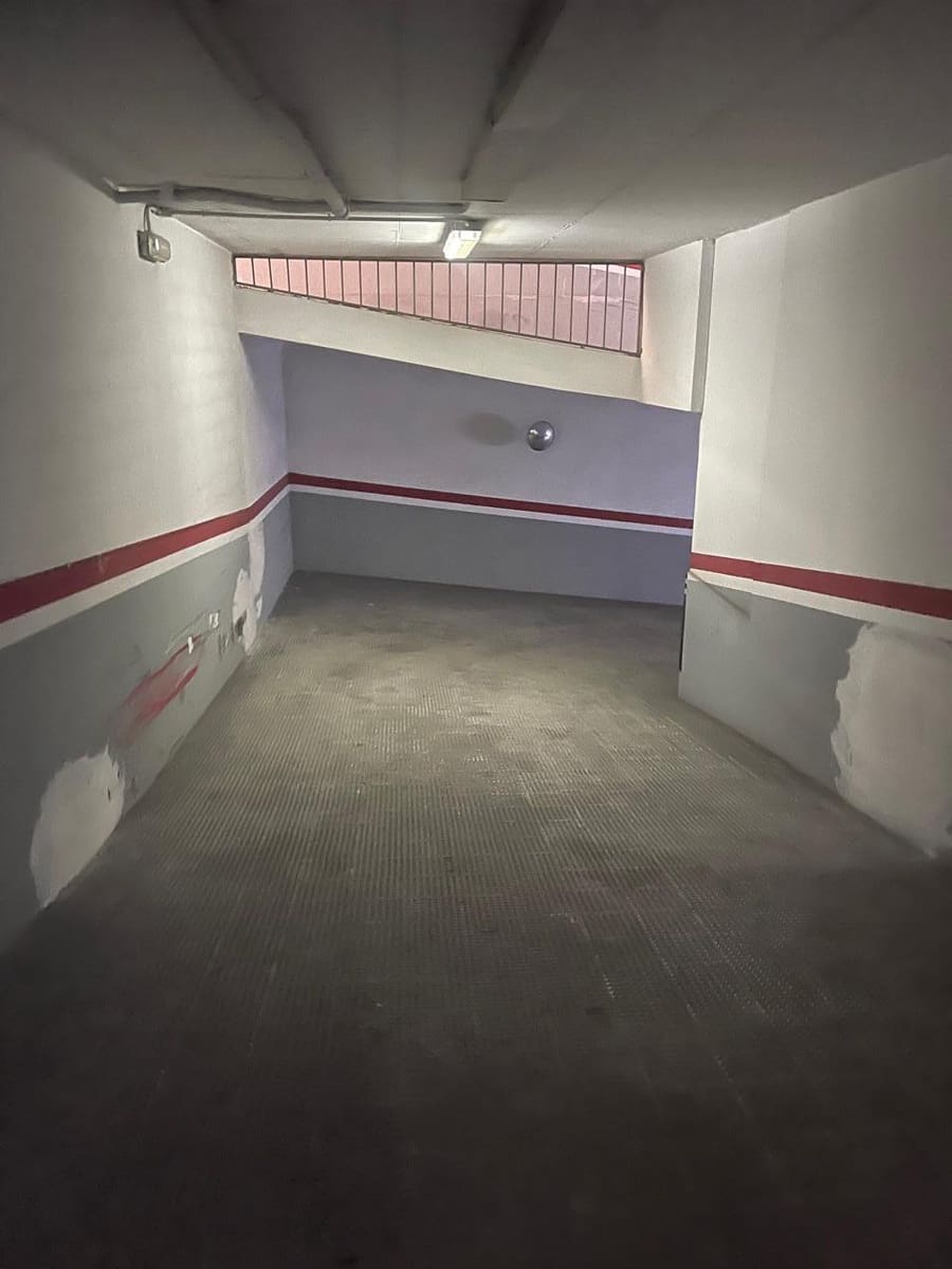 Garage for sale in Requena - € 5,452 (Ref: 9427815)