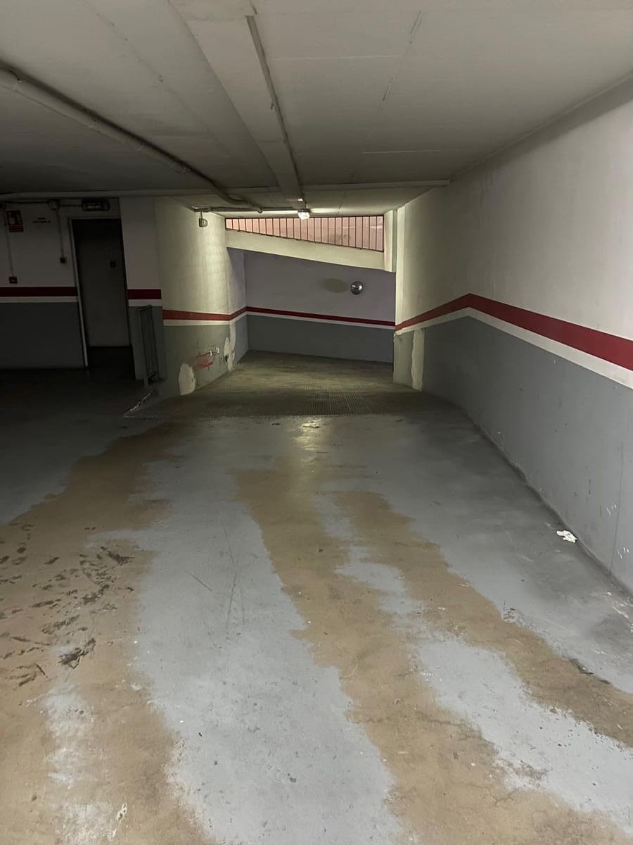 Garage for sale in Requena - € 5,452 (Ref: 9427815)