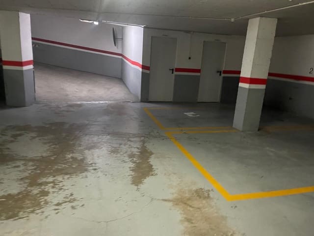 Garage for sale in Requena - € 5,452 (Ref: 9427815)