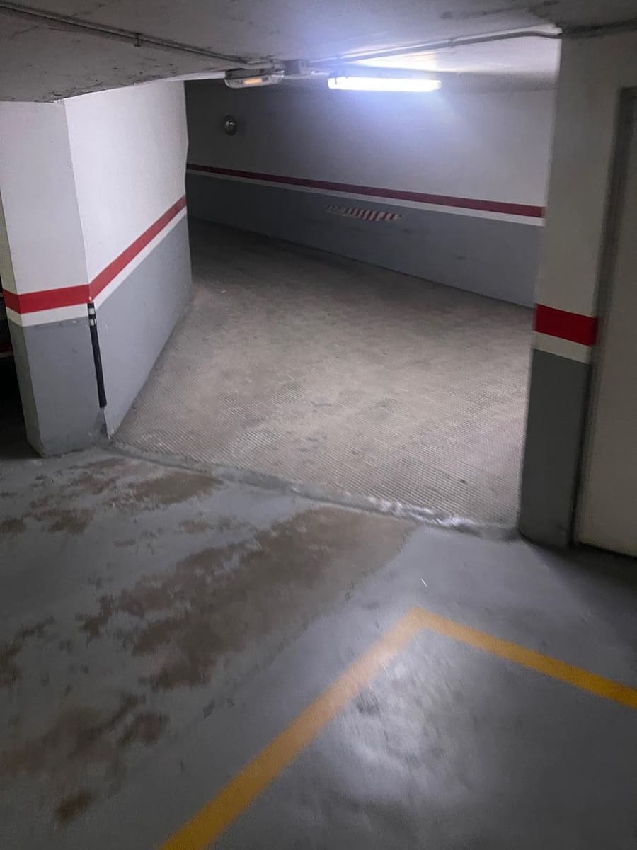 Garage for sale in Requena - € 5,452 (Ref: 9427815)