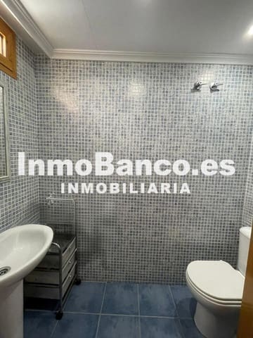 3 sovrum Villa till salu i Chiva med pool garage - 283 000 € (Ref: 9427816)