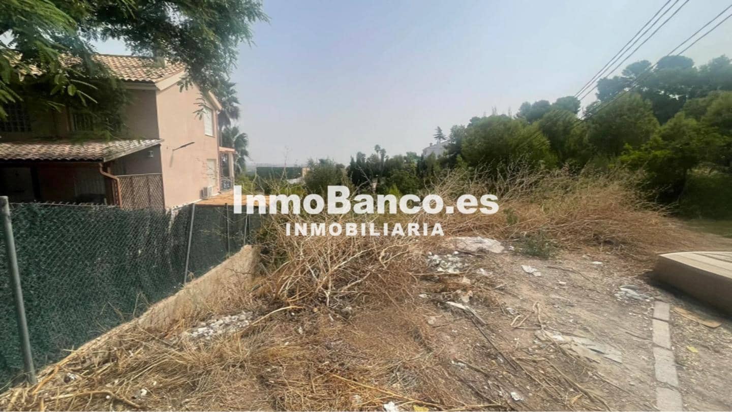 Terreno Não Urbanizado para venda em Chiva - 80 000 € (Ref: 9427817)