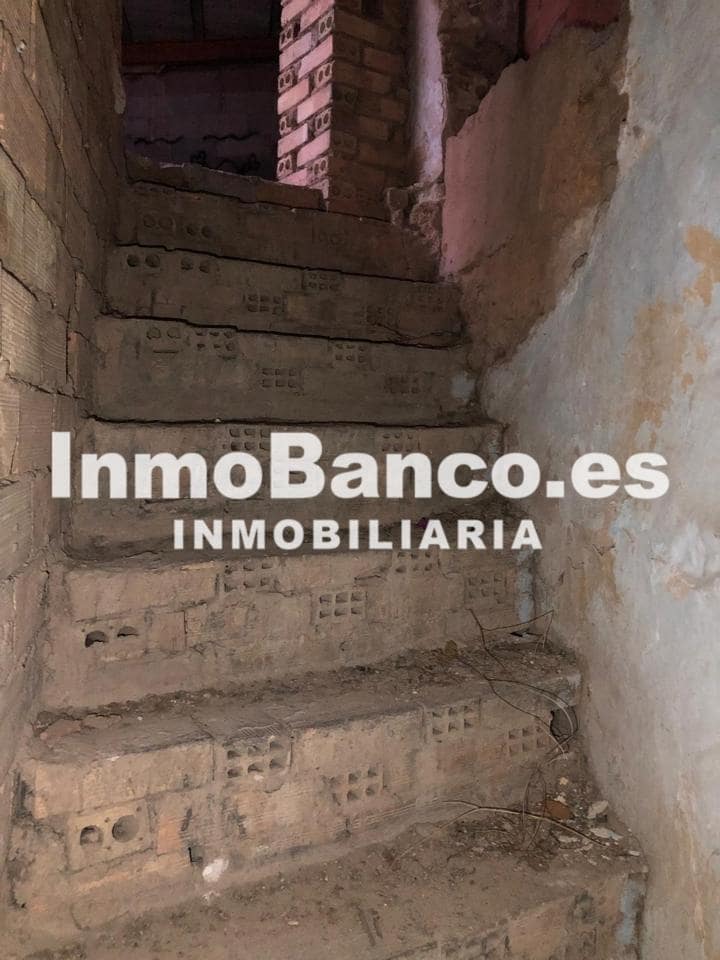 4 sovrum Villa till salu i Bunol - 71 000 € (Ref: 9427820)