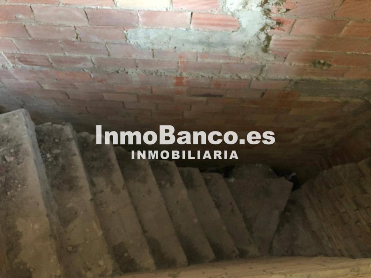 4 sovrum Villa till salu i Bunol - 71 000 € (Ref: 9427820)