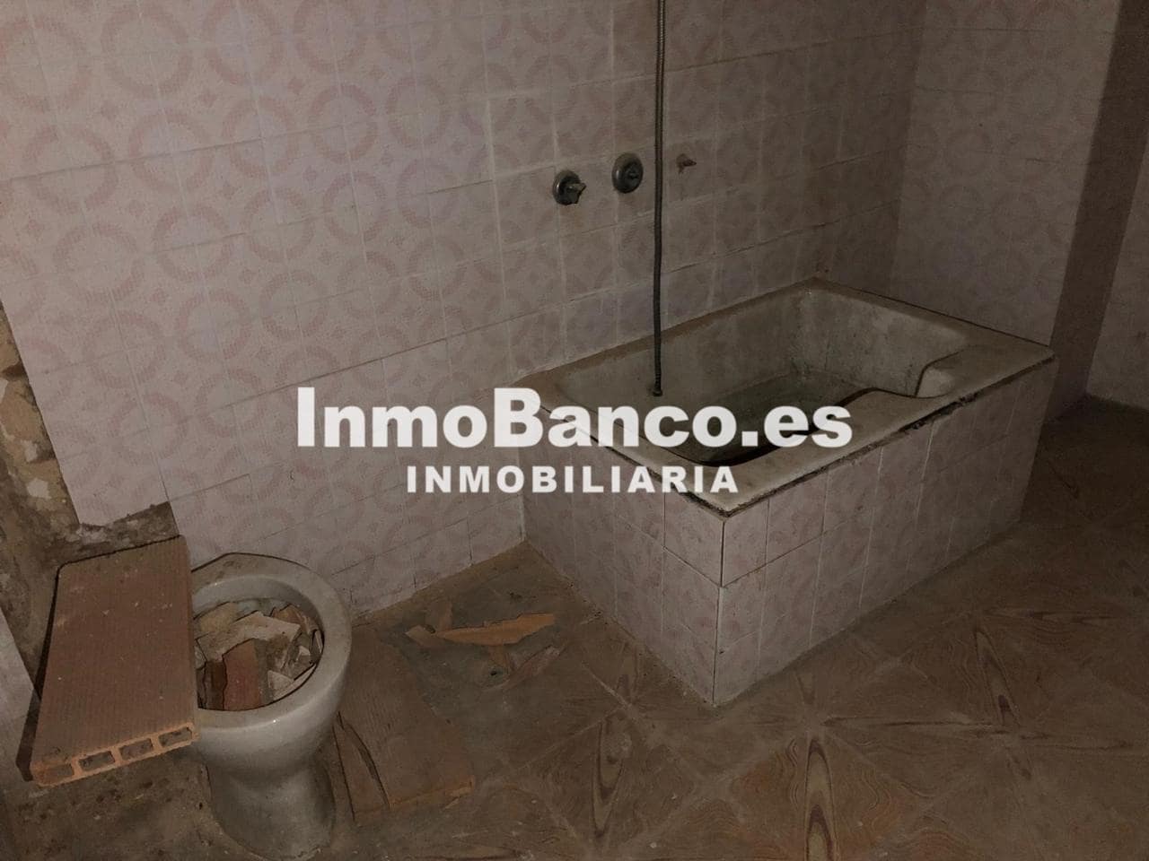 4 sovrum Villa till salu i Bunol - 71 000 € (Ref: 9427820)