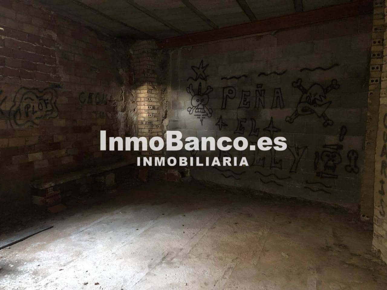 4 sovrum Villa till salu i Bunol - 71 000 € (Ref: 9427820)