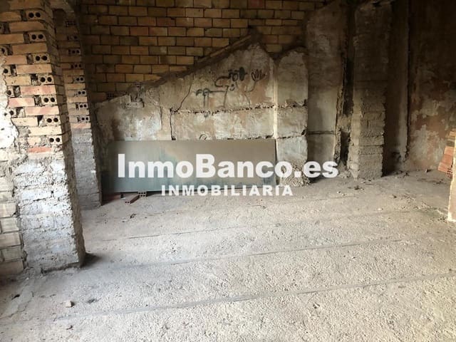 4 sovrum Villa till salu i Buñol - 71 000 € (Ref: 9427820)