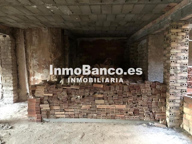 4 sovrum Villa till salu i Buñol - 71 000 € (Ref: 9427820)