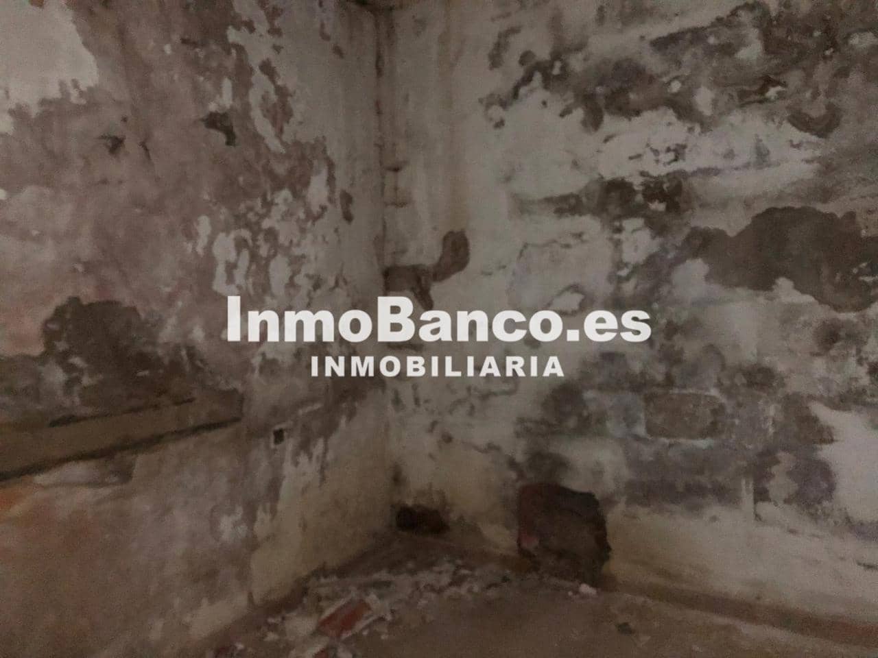 4 sovrum Villa till salu i Bunol - 71 000 € (Ref: 9427820)