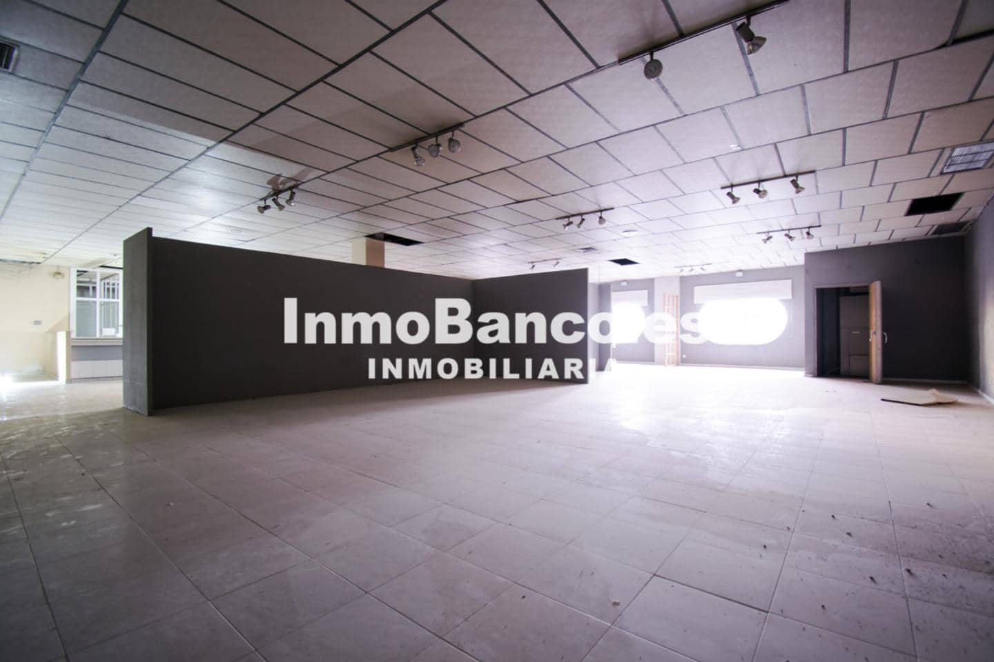 4 makuuhuone Yritys myytävänä paikassa Meliana - 875 000 € (Ref: 9427827)