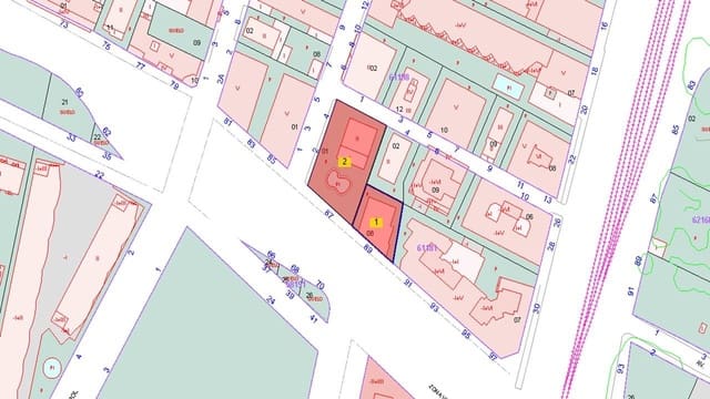 Mark till salu i Oropesa  - 496 000 € (Ref: 9427832)