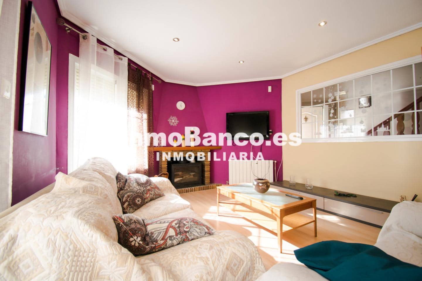 5 bedroom Villa for sale in Torrent with pool garage - € 330,000 (Ref: 9427838)