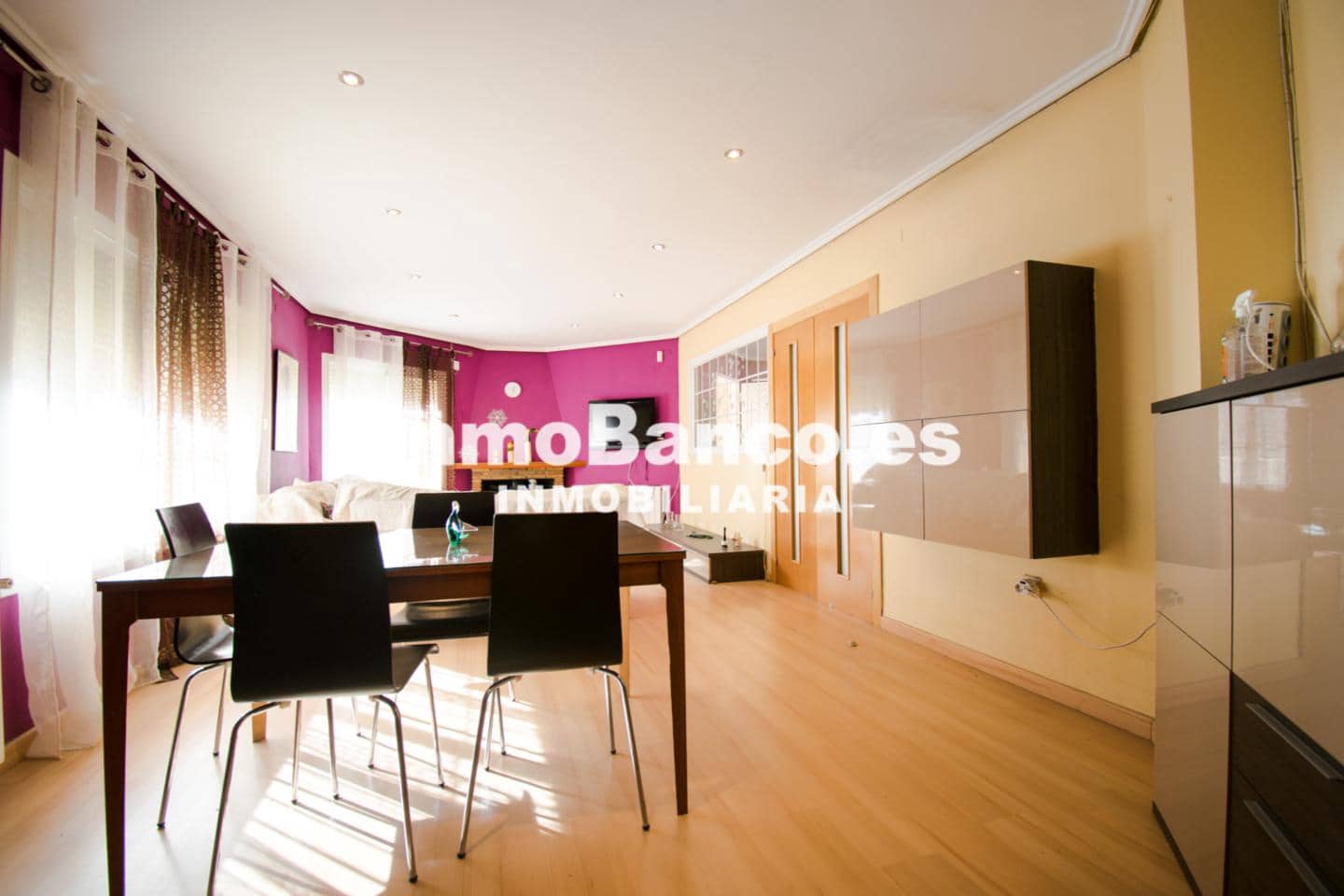 5 bedroom Villa for sale in Torrent with pool garage - € 330,000 (Ref: 9427838)