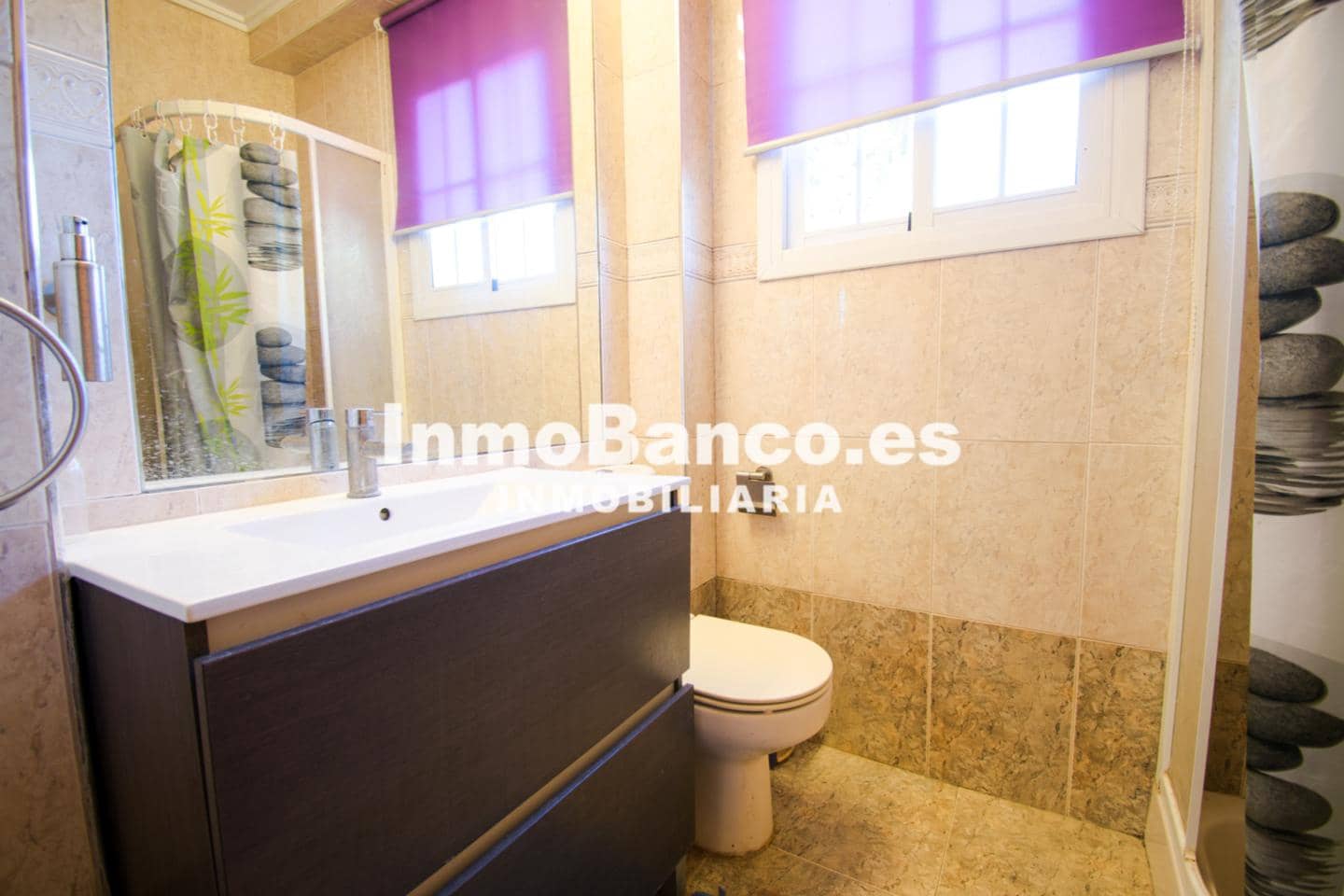 5 bedroom Villa for sale in Torrent with pool garage - € 330,000 (Ref: 9427838)