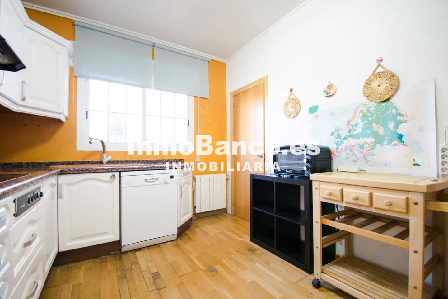 5 bedroom Villa for sale in Torrent with pool garage - € 330,000 (Ref: 9427838)