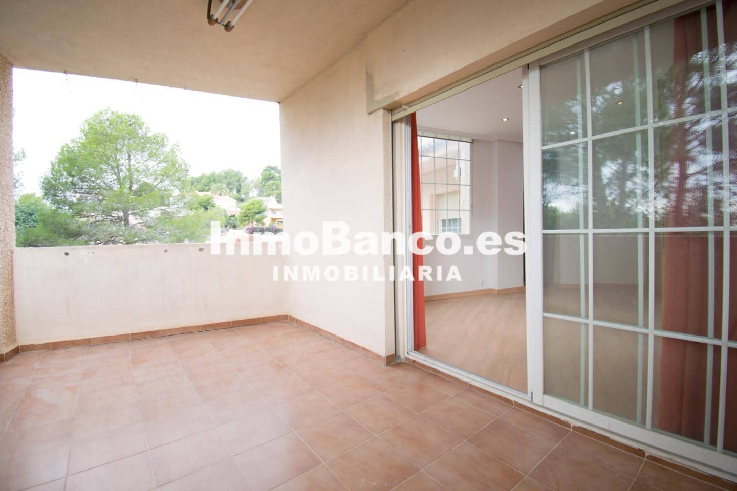 5 bedroom Villa for sale in Torrent with pool garage - € 330,000 (Ref: 9427838)