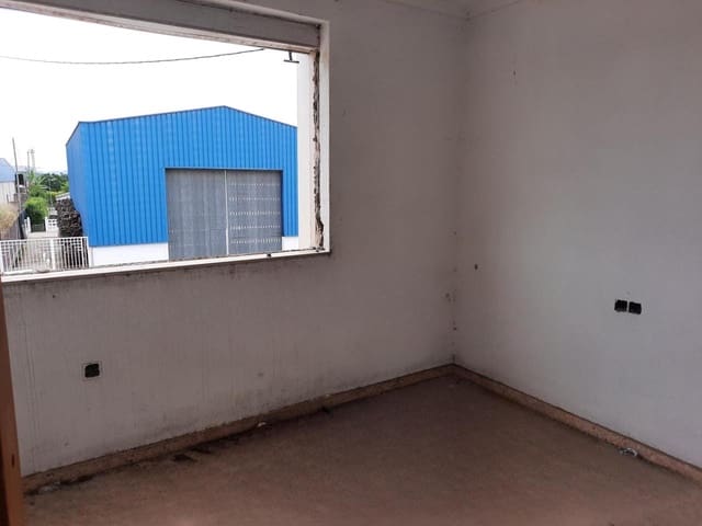 Commercieel te koop in Castelló de la Ribera, Villanueva de Castellon - € 147.000 (Ref: 9427840)