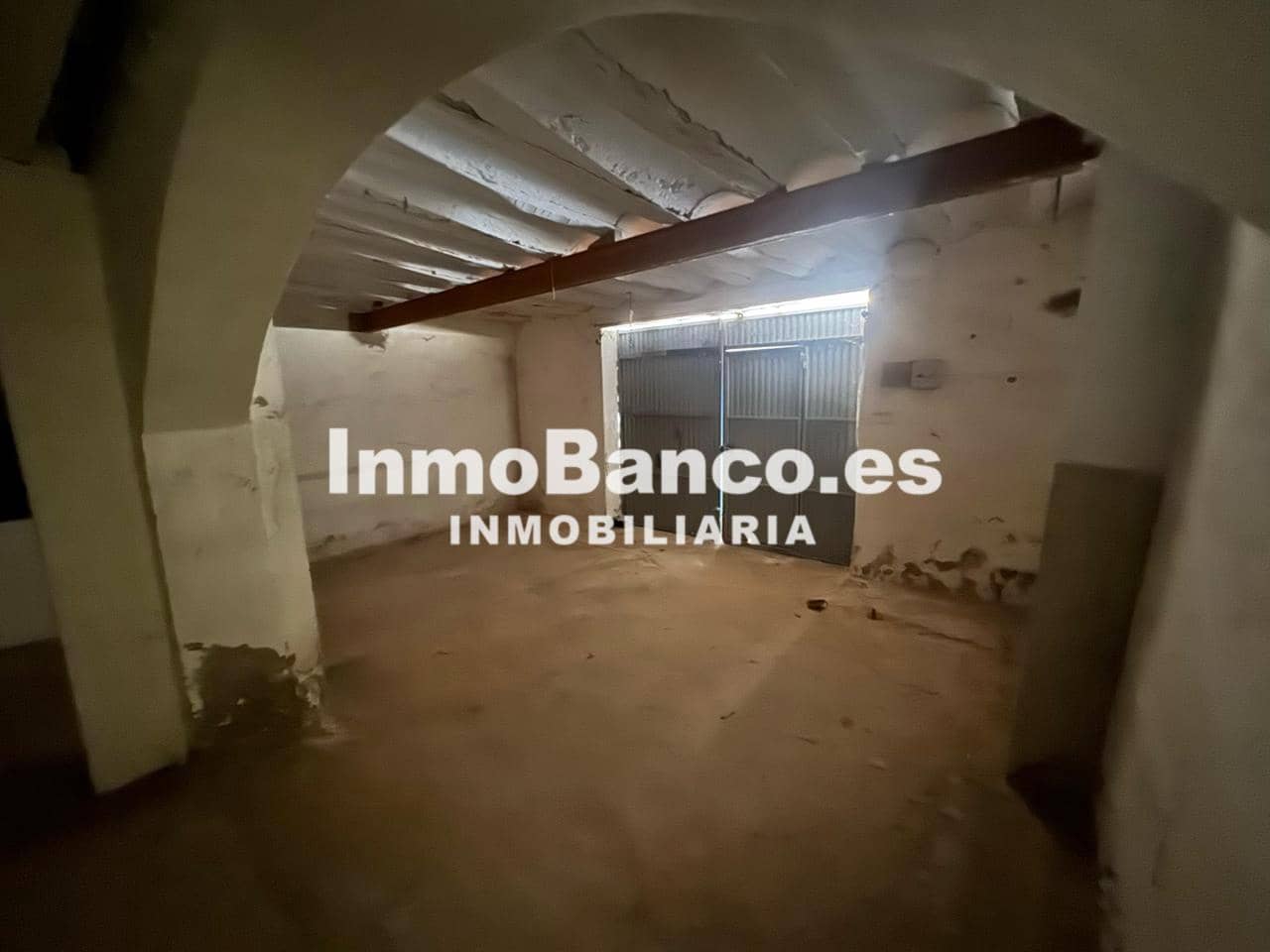 4 slaapkamer Villa te koop in Requena - € 42.000 (Ref: 9427848)