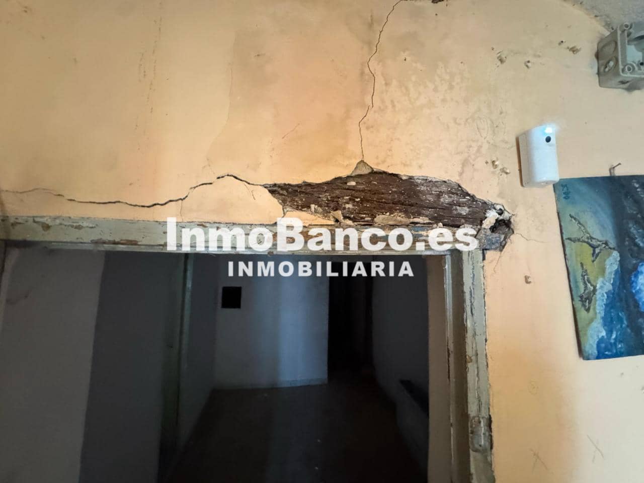 3 bedroom Villa for sale in Requena - € 49,800 (Ref: 9427849)