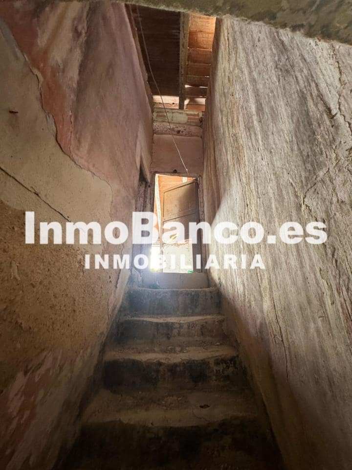 3 sypialnia Willa na sprzedaż w Requena - 39 000 € (Ref: 9427850)