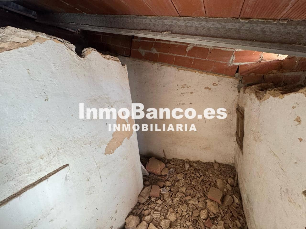 3 sypialnia Willa na sprzedaż w Requena - 39 000 € (Ref: 9427850)